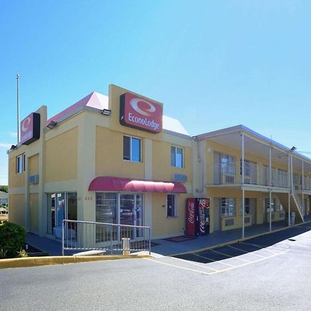 Econo Lodge At Military Circle Norfolk Exteriör bild