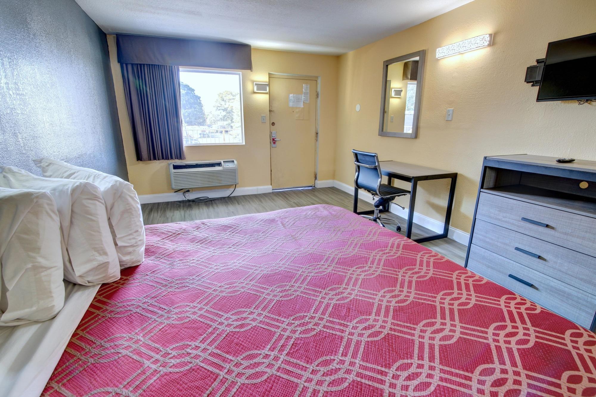 Econo Lodge At Military Circle Norfolk Exteriör bild