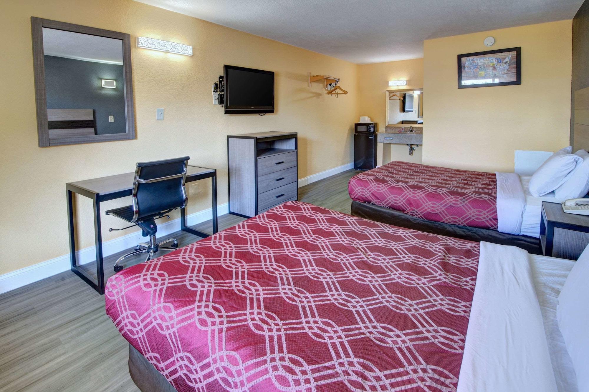 Econo Lodge At Military Circle Norfolk Exteriör bild