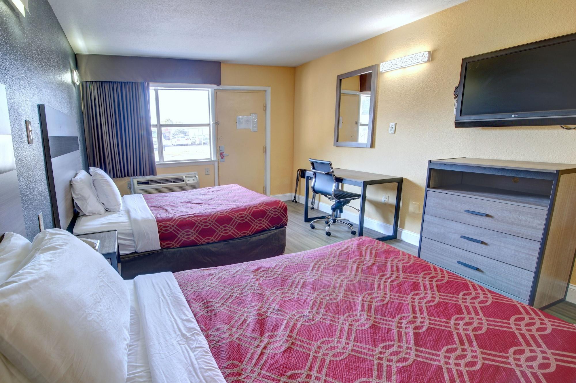 Econo Lodge At Military Circle Norfolk Exteriör bild