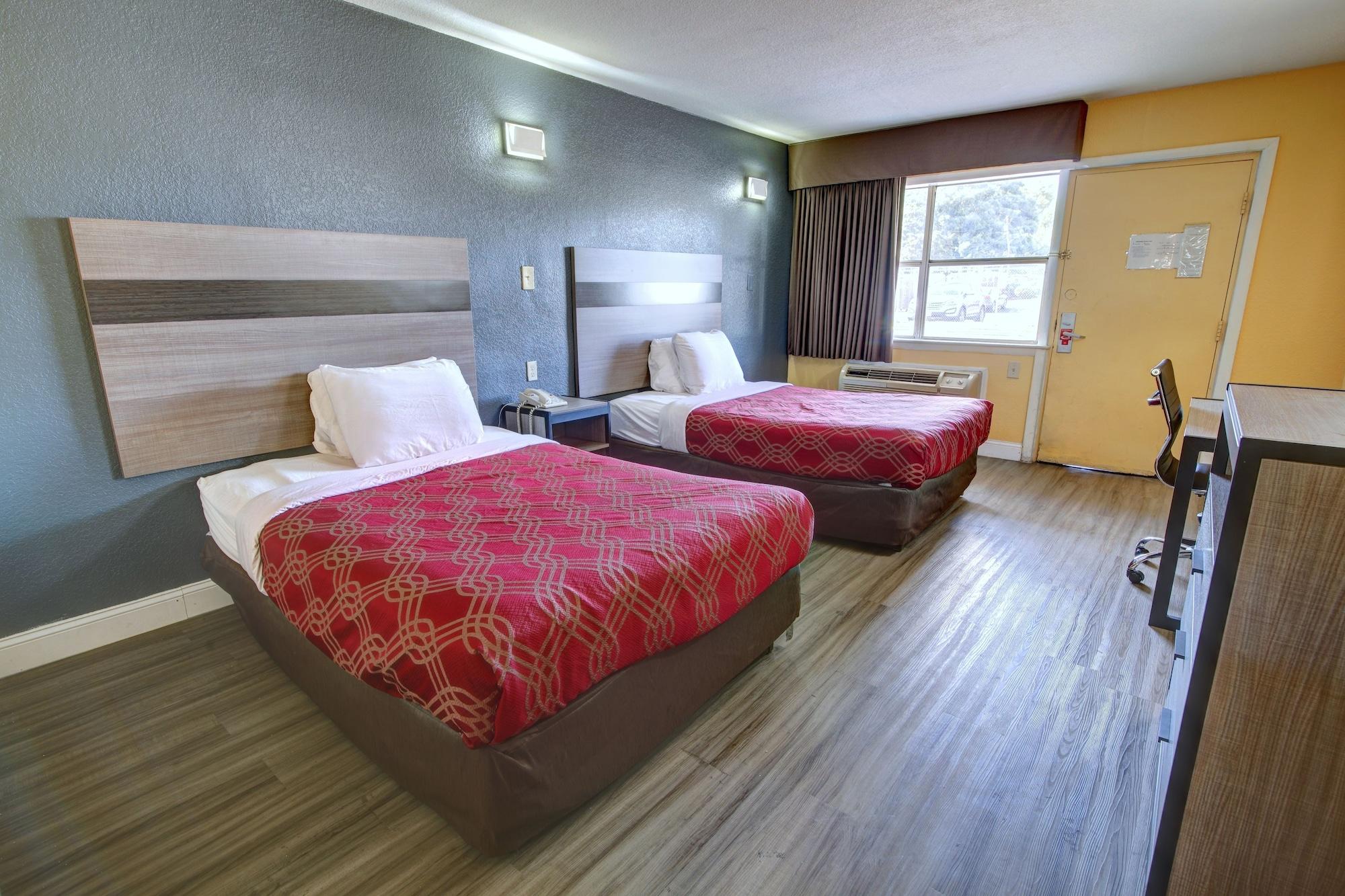 Econo Lodge At Military Circle Norfolk Exteriör bild